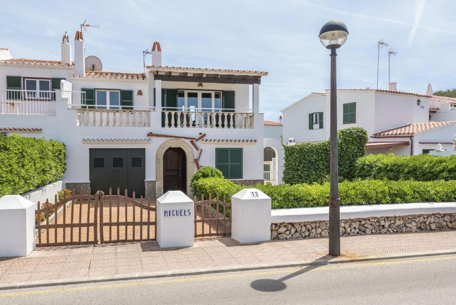 Villa Miguels Ареналь-д'эн-Кастель Экстерьер фото
